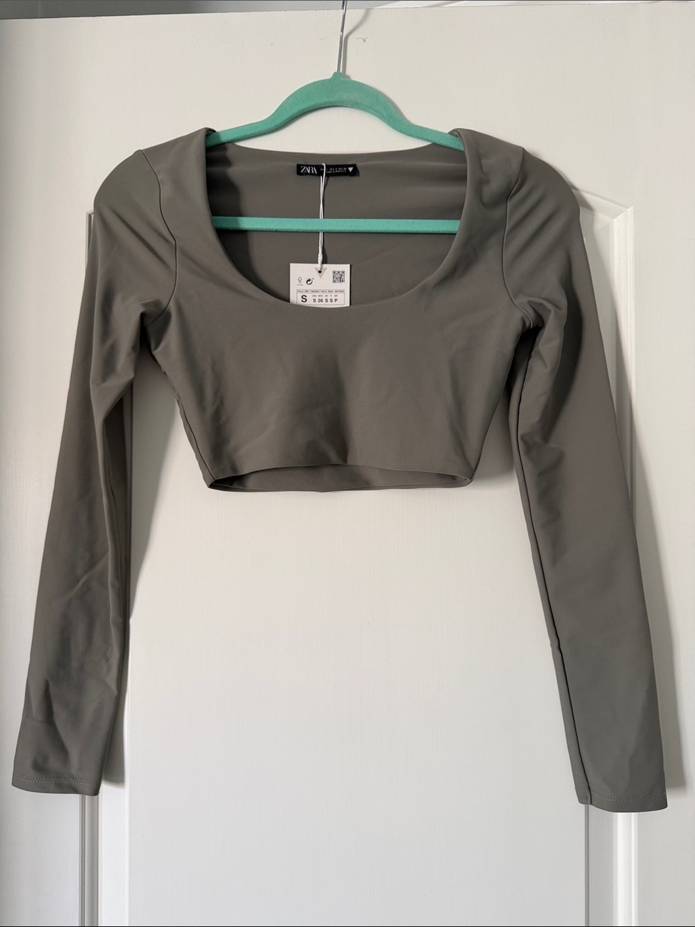 Zara Sage Green Long Sleeve Crop Top